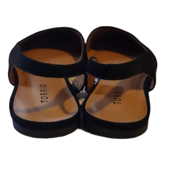 Torrid Black Faux Suede V Cut Slingback Flats Size 9W - Picture 5 of 10